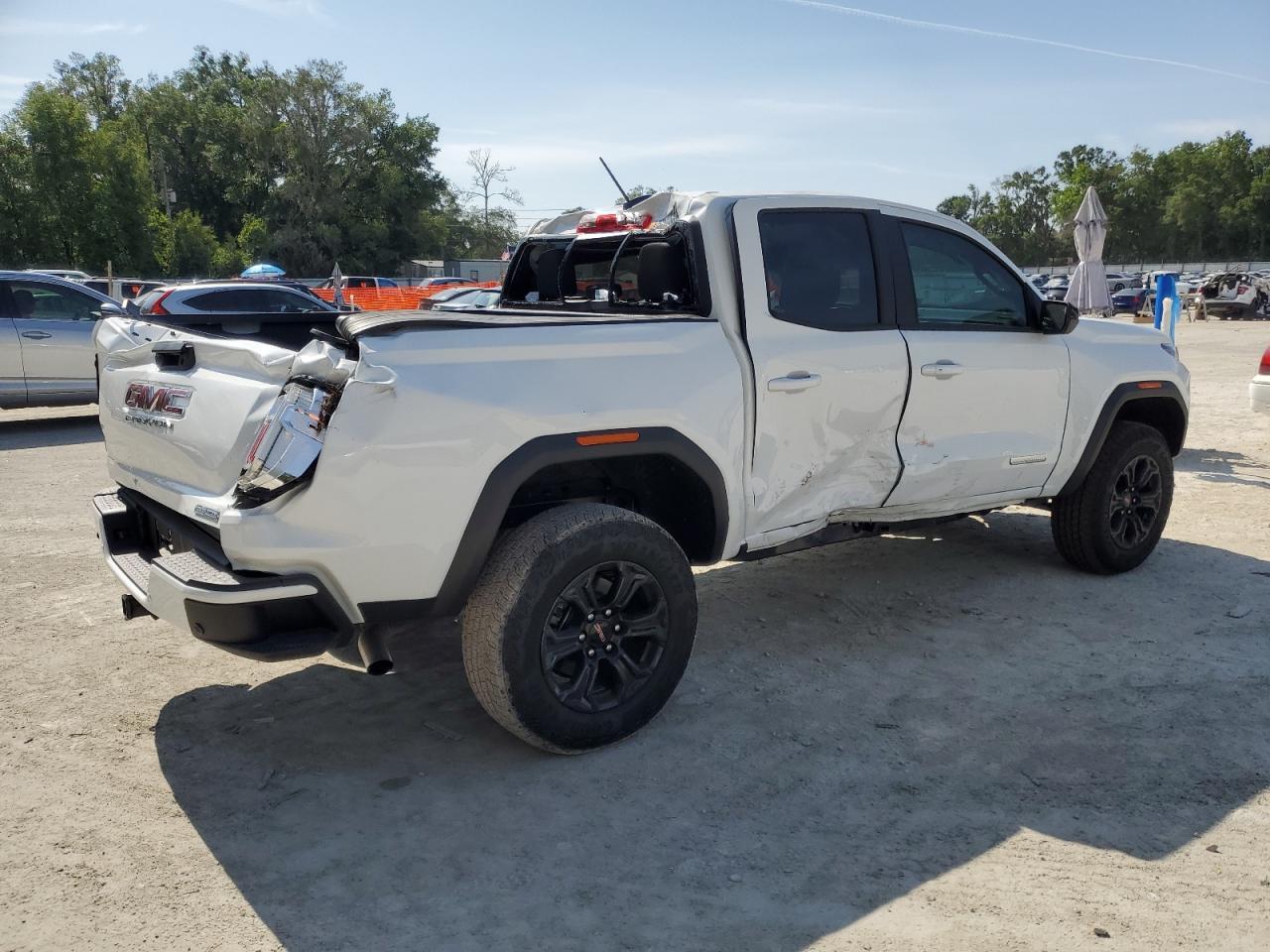 2025 GMC CANYON