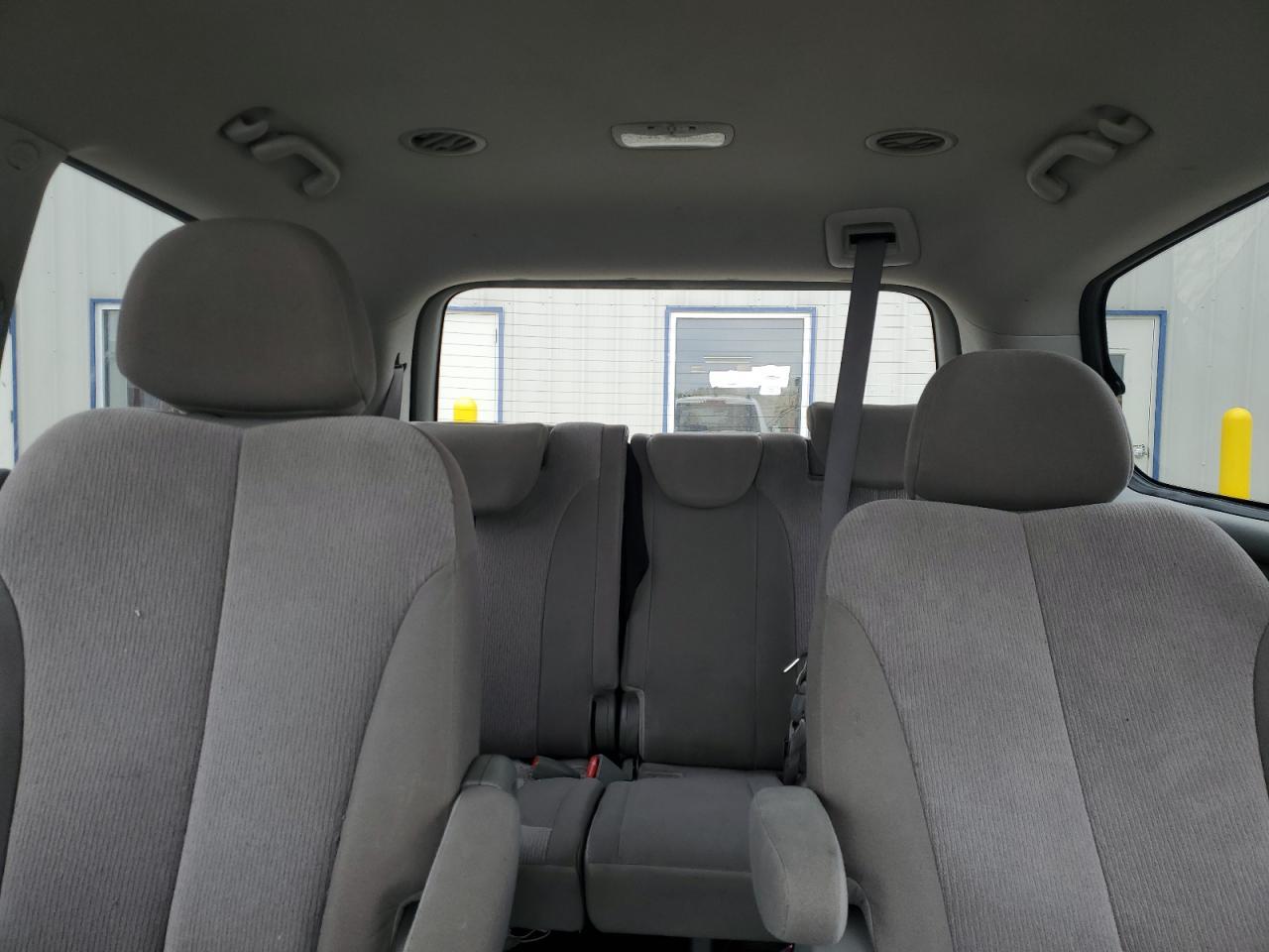 2012 KIA SEDONA