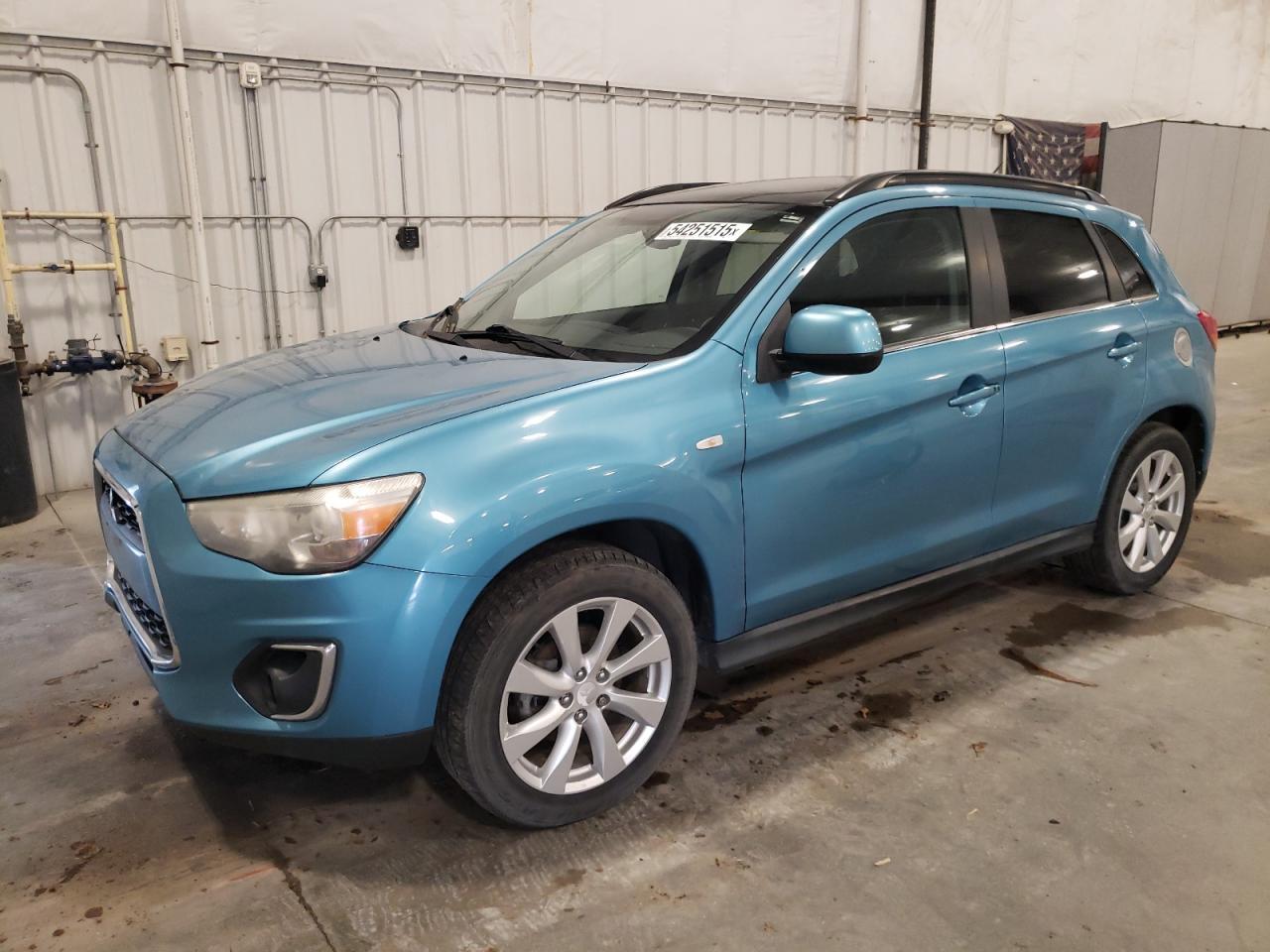 2013 MITSUBISHI outlander