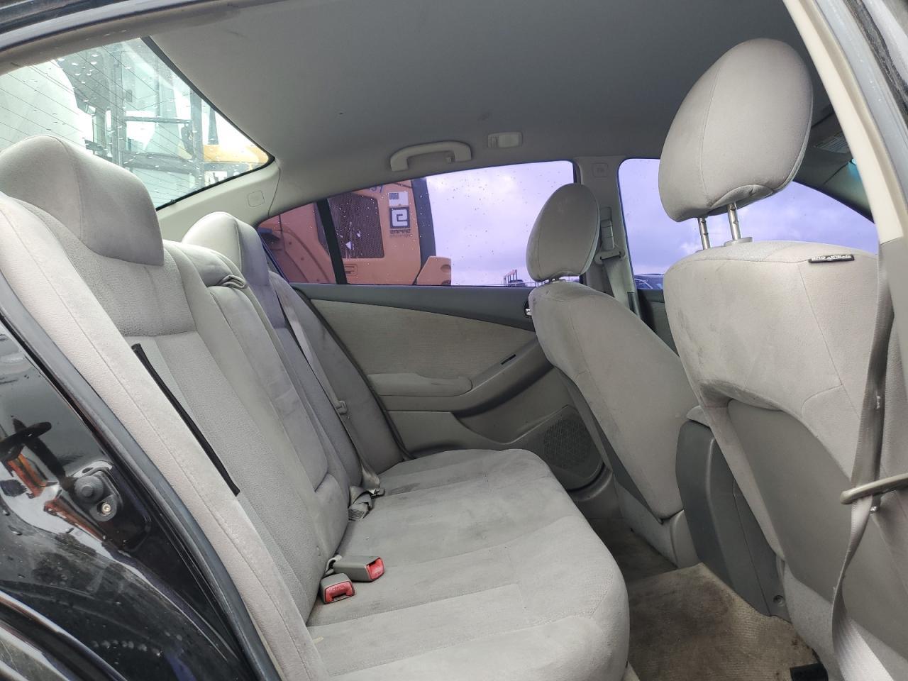 2010 NISSAN ALTIMA