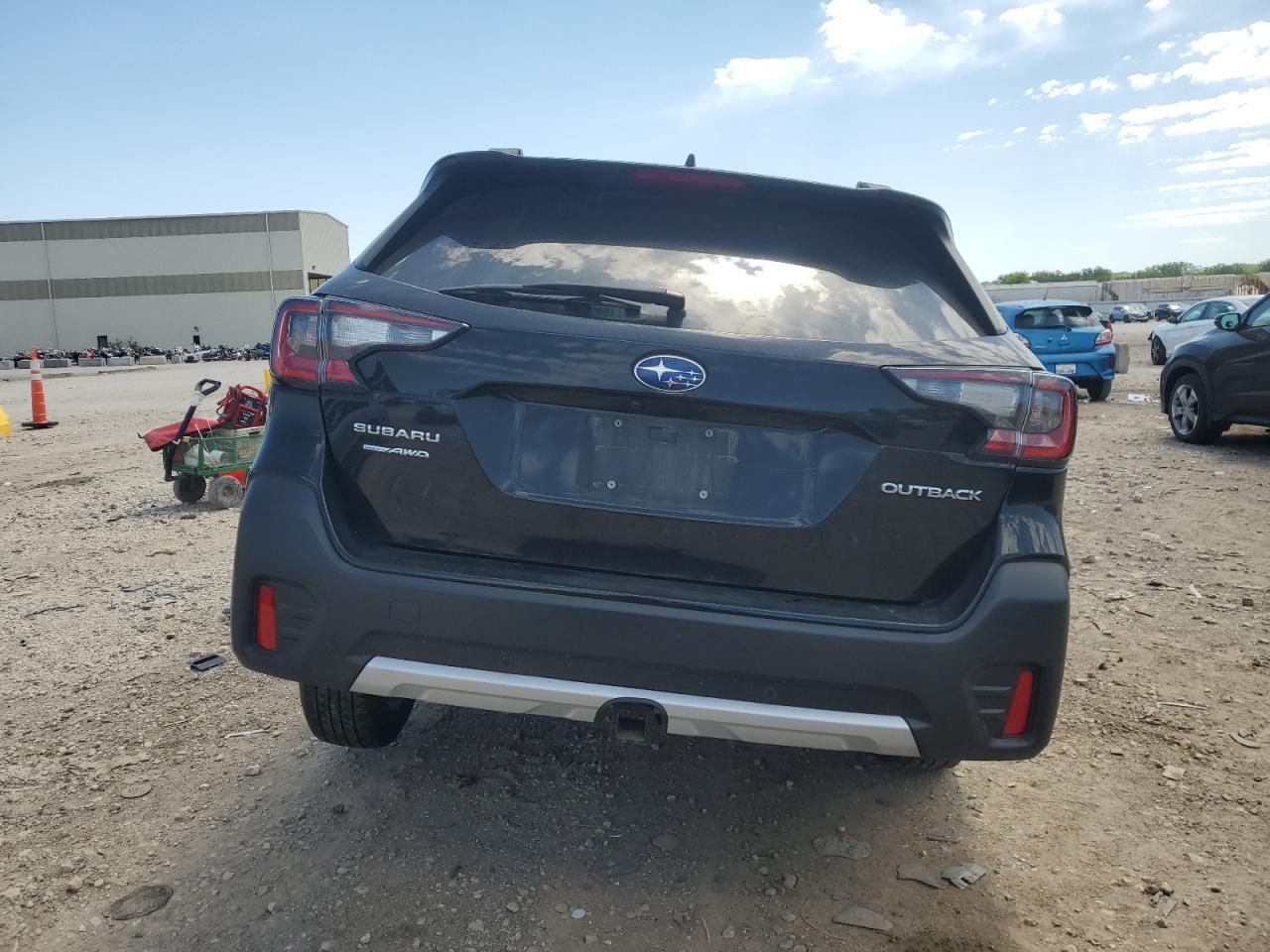 2022 SUBARU Outback