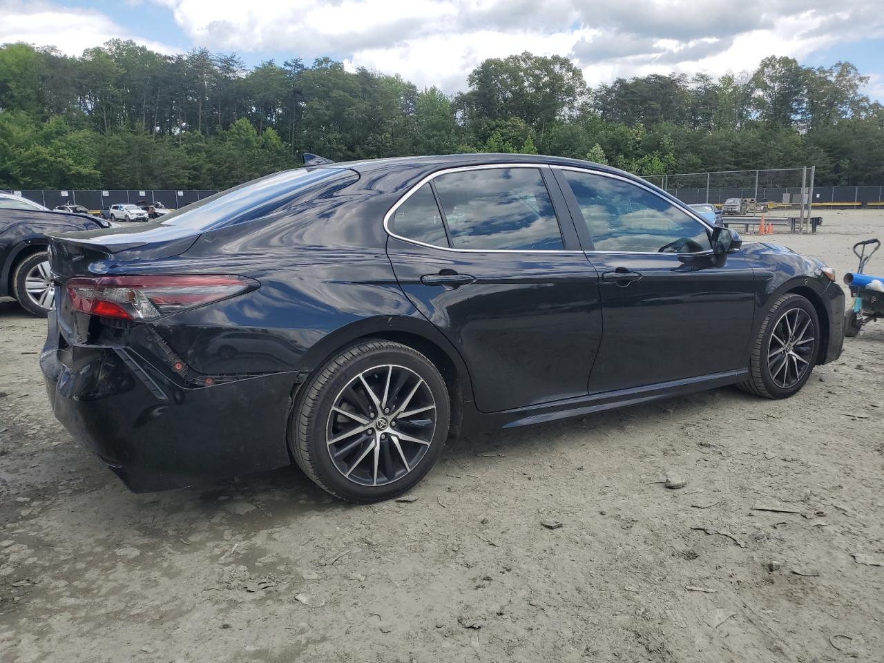 2022 TOYOTA CAMRY