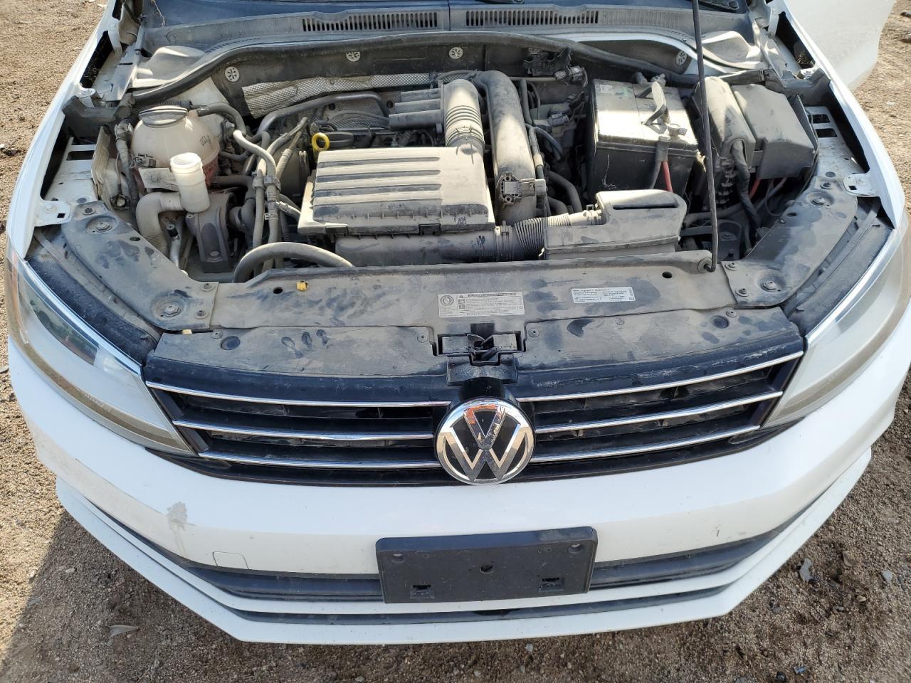 2016 VOLKSWAGEN JETTA