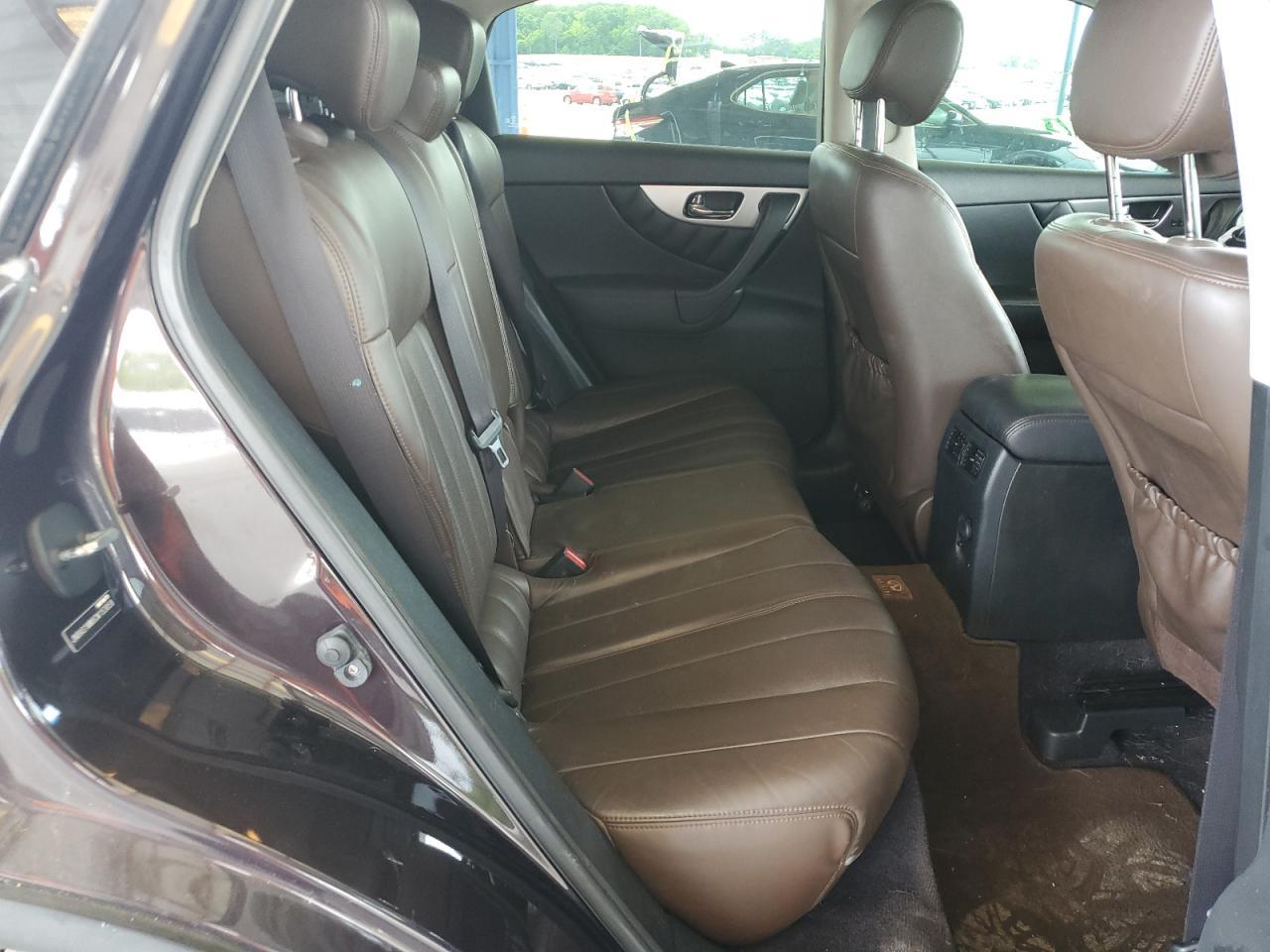 2012 INFINITI FX35
