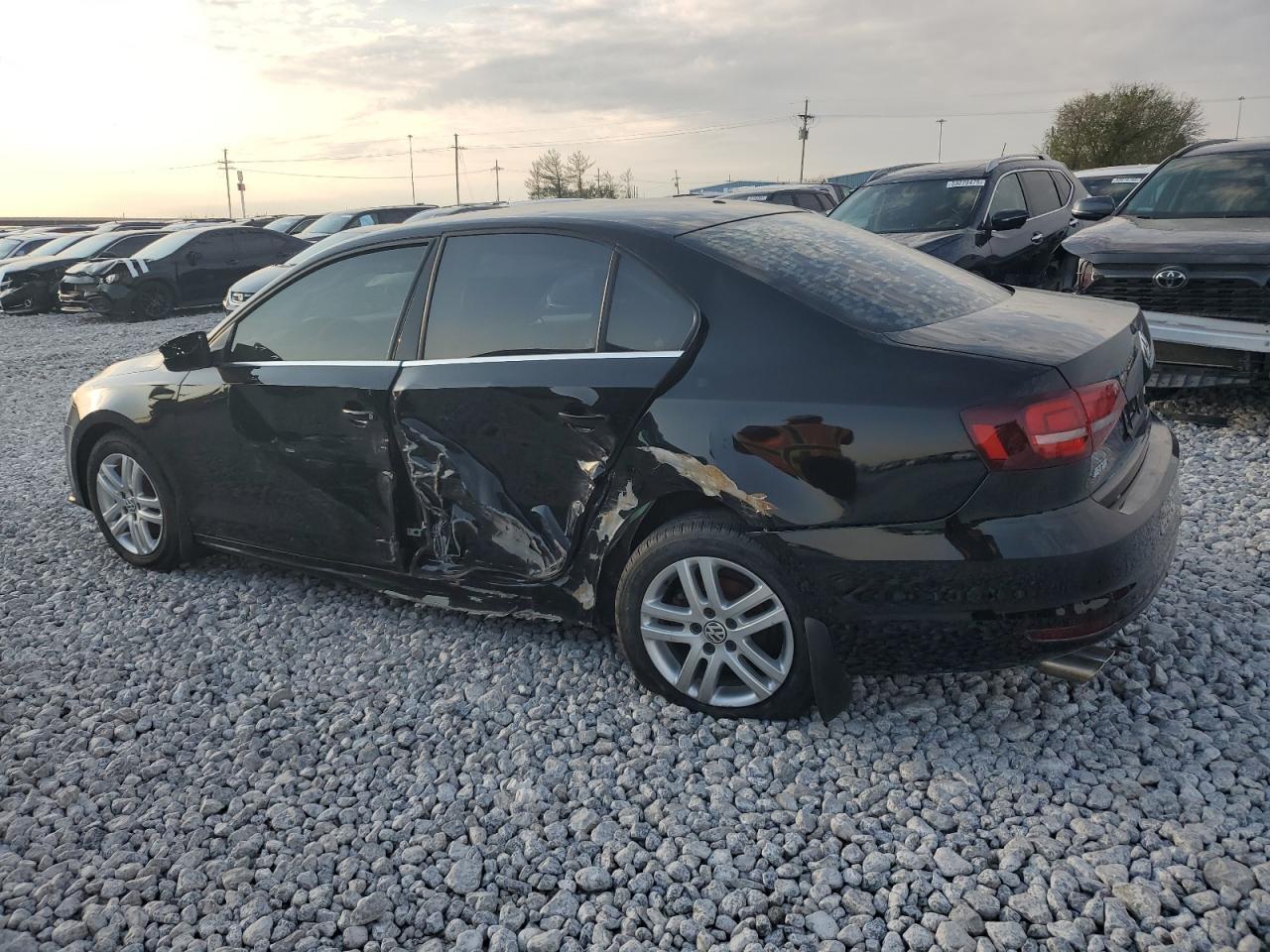 2017 VOLKSWAGEN JETTA