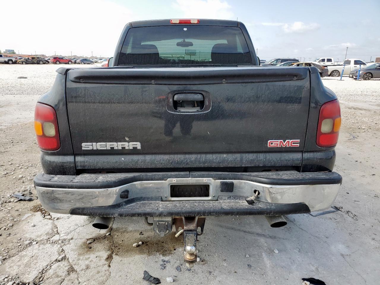 2003 GMC Sierra
