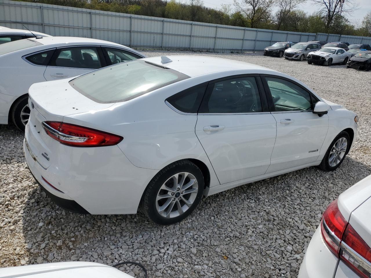 2019 FORD FUSION