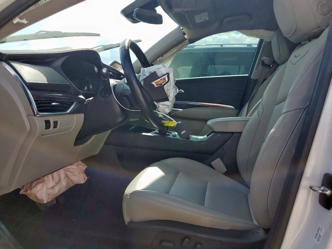 2021 CADILLAC XT4