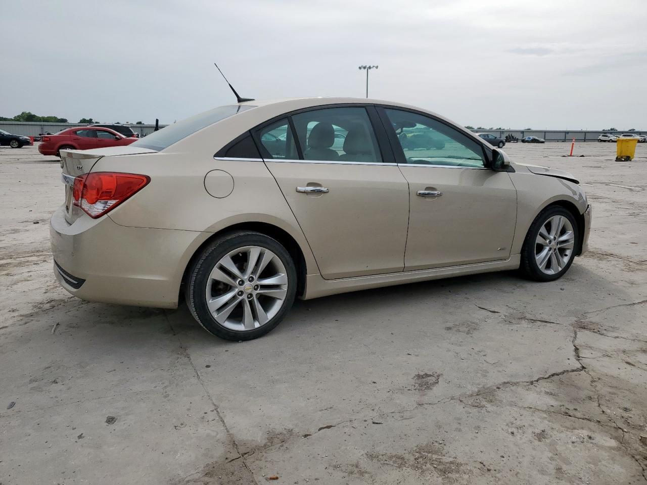 2011 CHEVROLET CRUZE