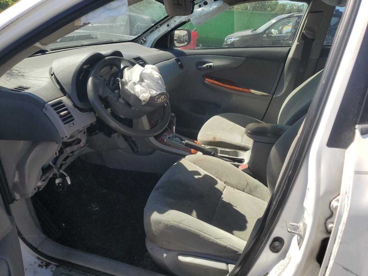 2009 TOYOTA COROLLA