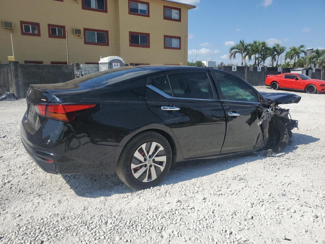 2019 NISSAN ALTIMA