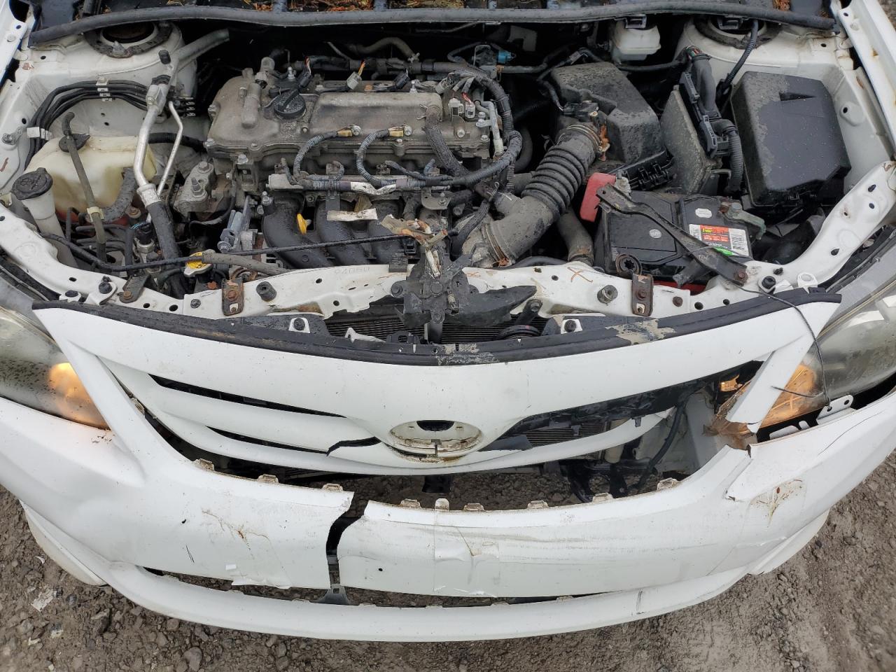 2013 TOYOTA COROLLA