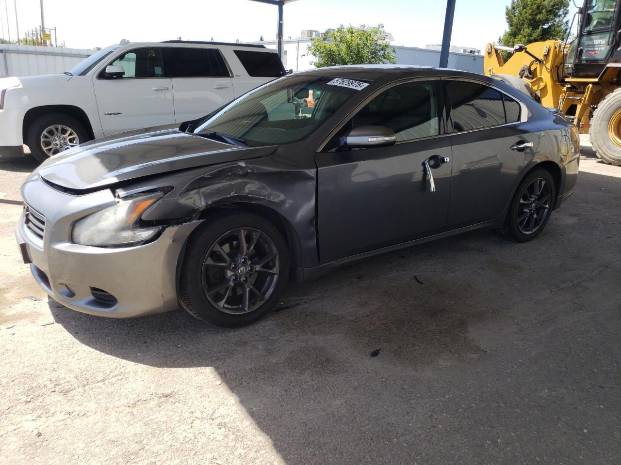 2014 NISSAN Maxima