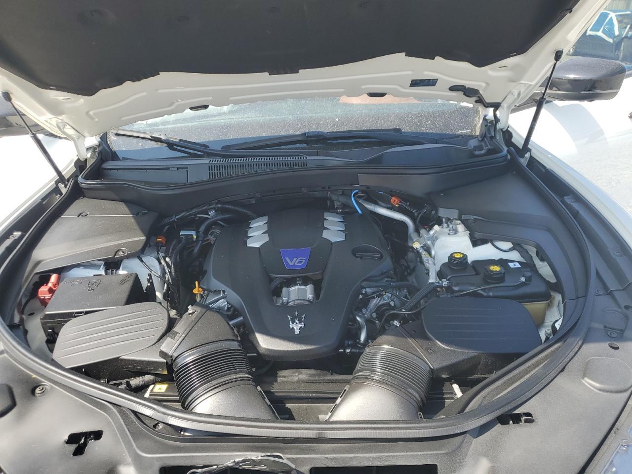 2021 MASERATI Levante