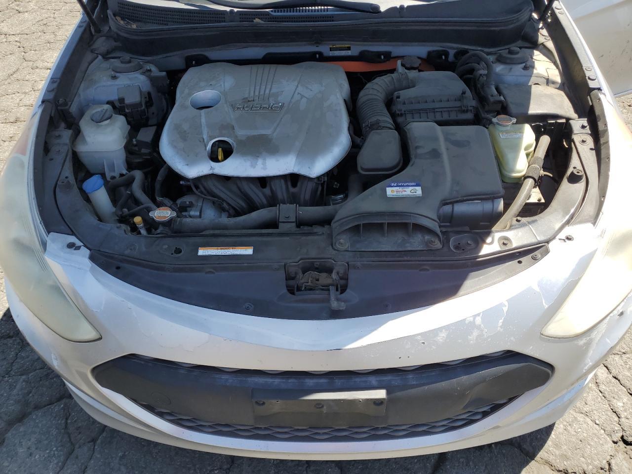 2011 HYUNDAI SONATA