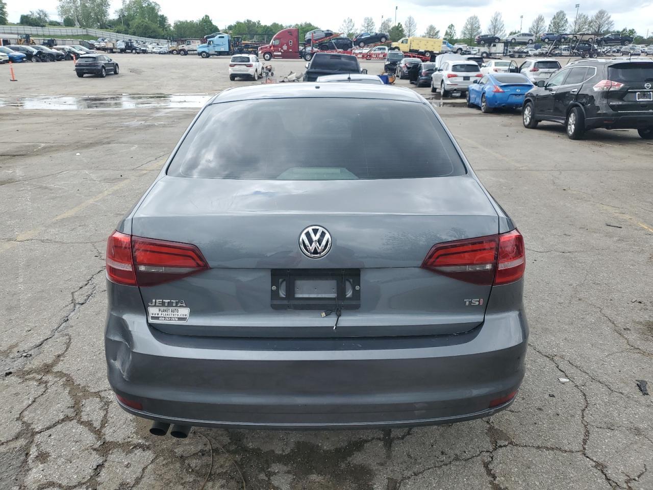 2016 VOLKSWAGEN JETTA
