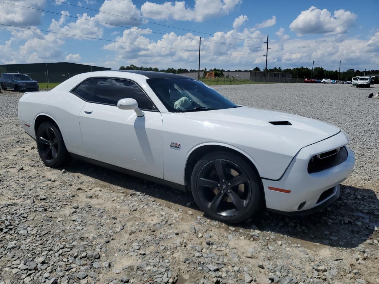 2017 DODGE Challenger