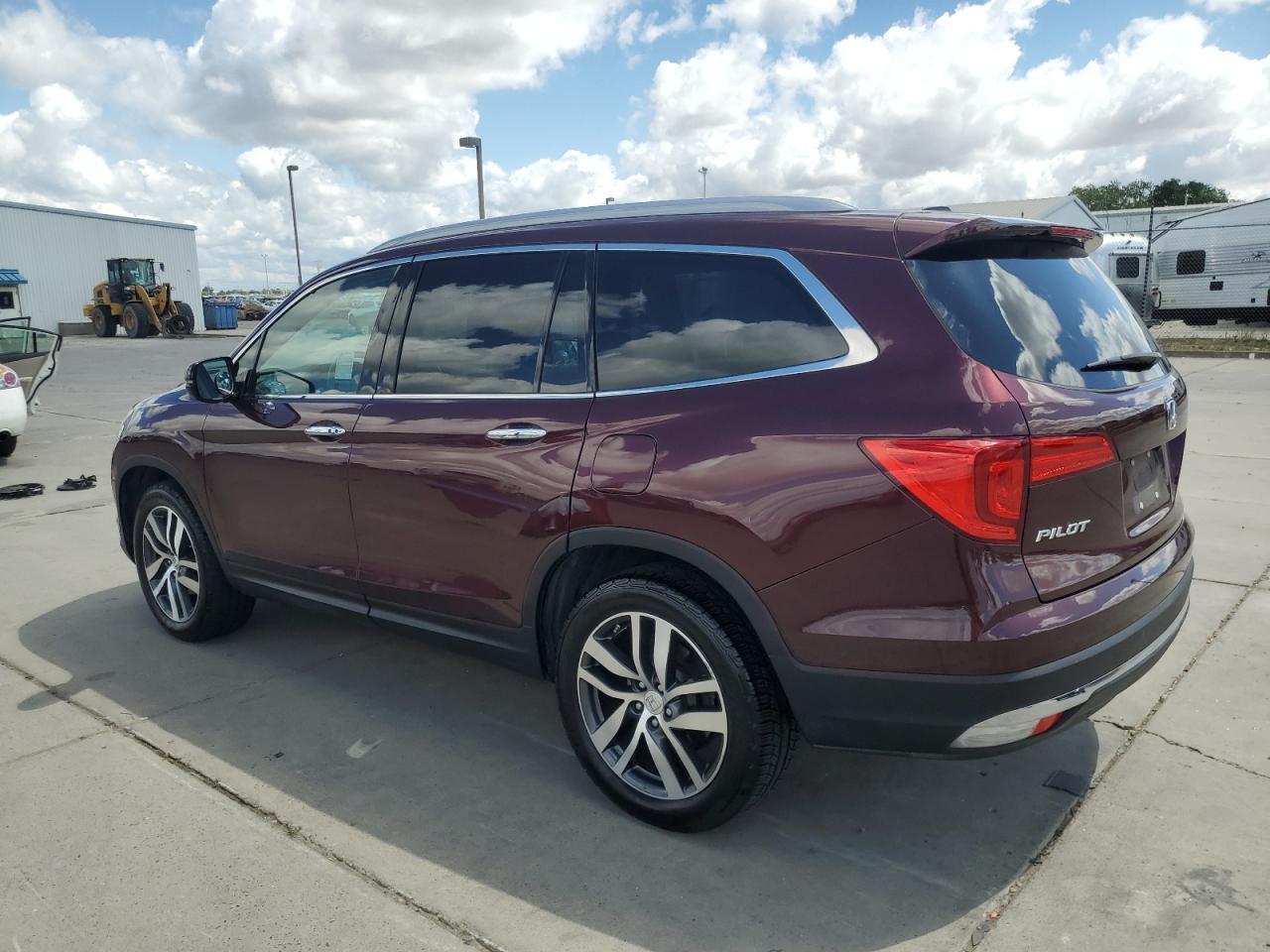 2017 HONDA PILOT