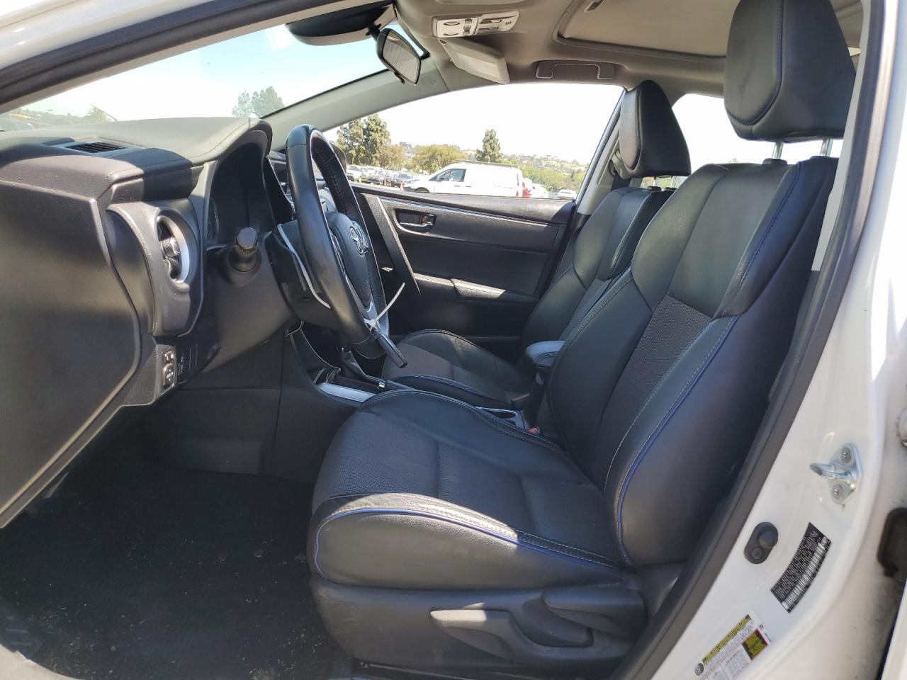 2017 TOYOTA COROLLA