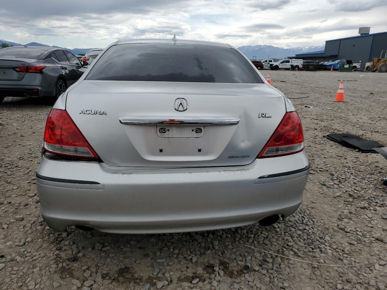 2005 ACURA RL