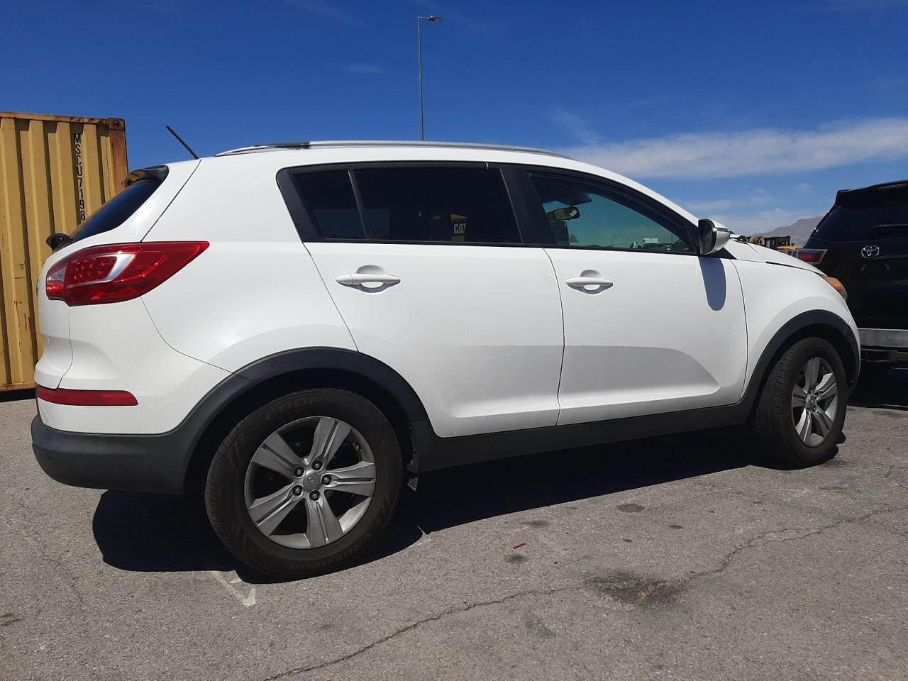 2011 KIA SPORTAGE