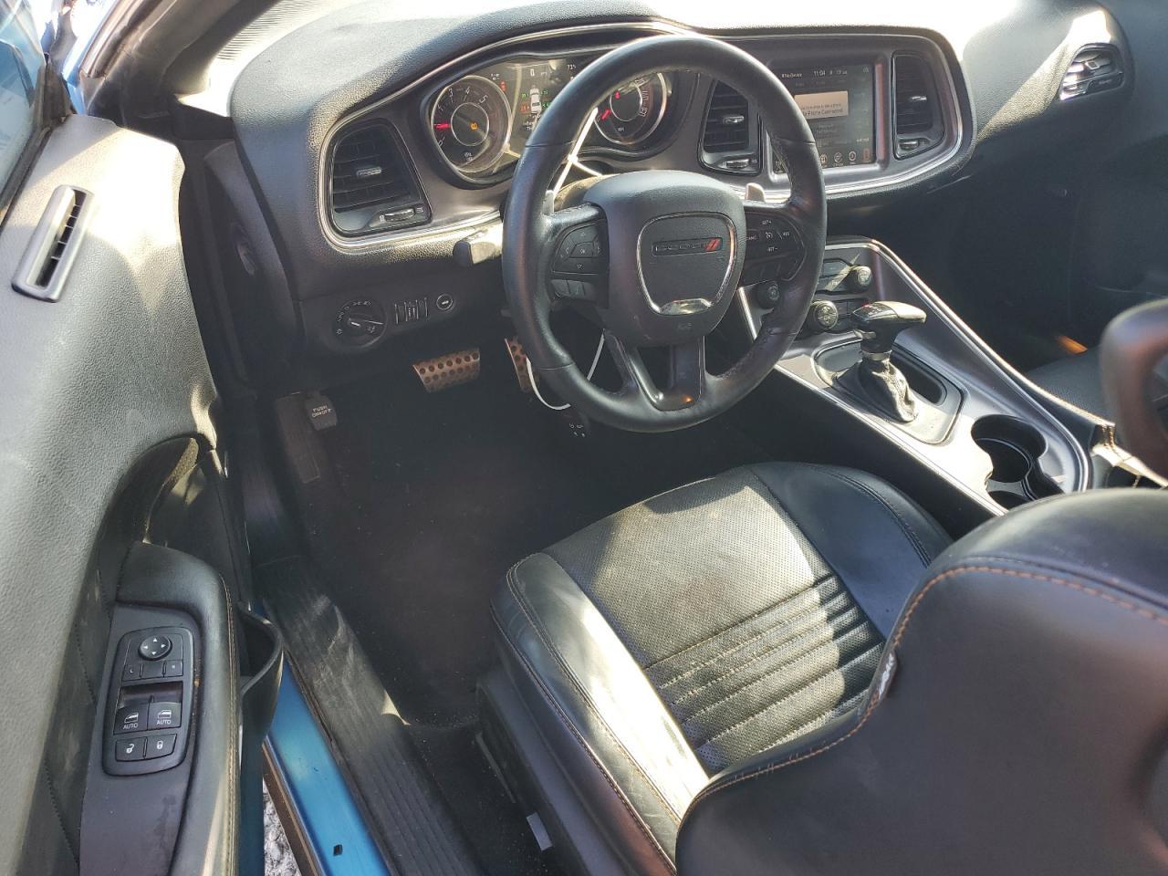 2016 DODGE Challenger