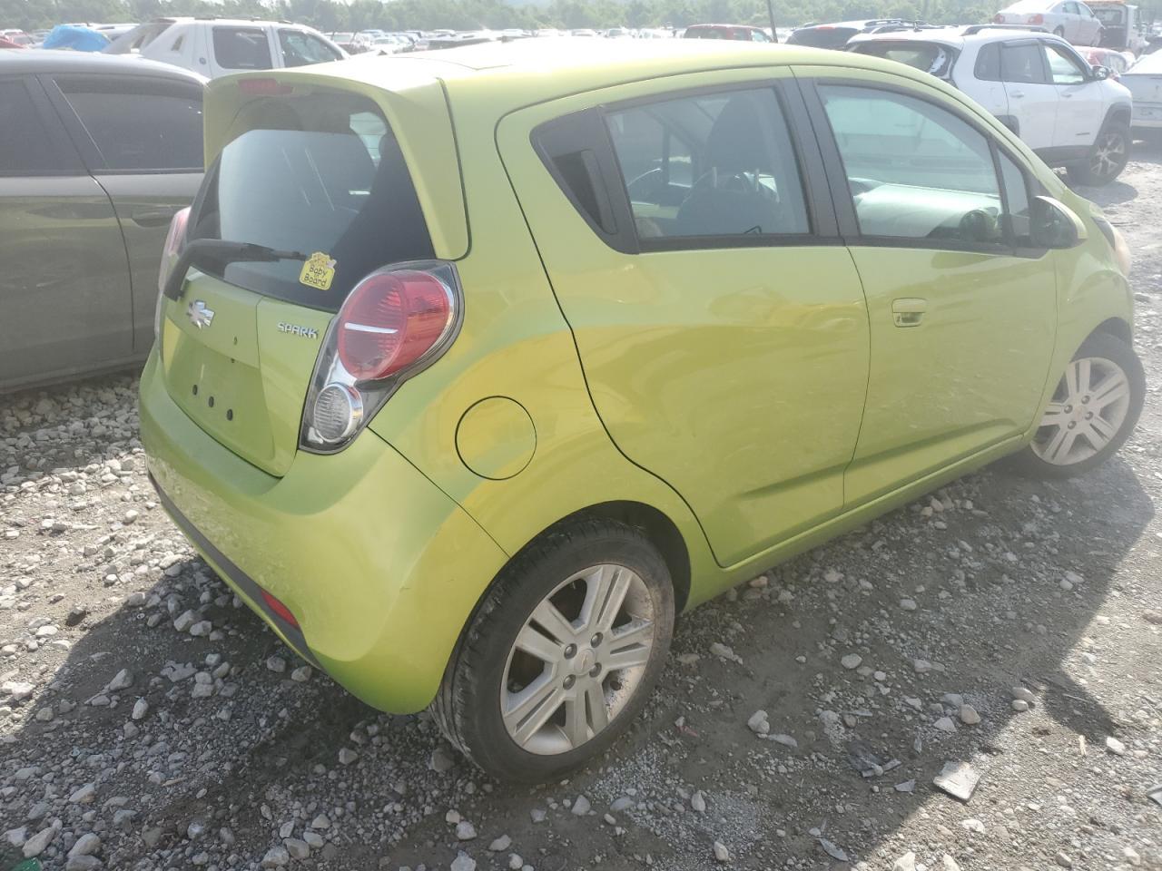 2013 CHEVROLET Spark