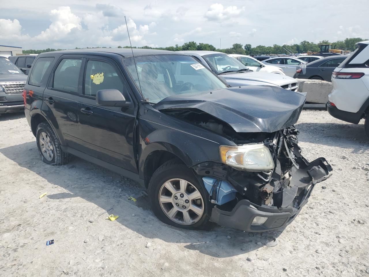 2011 MAZDA Tribute