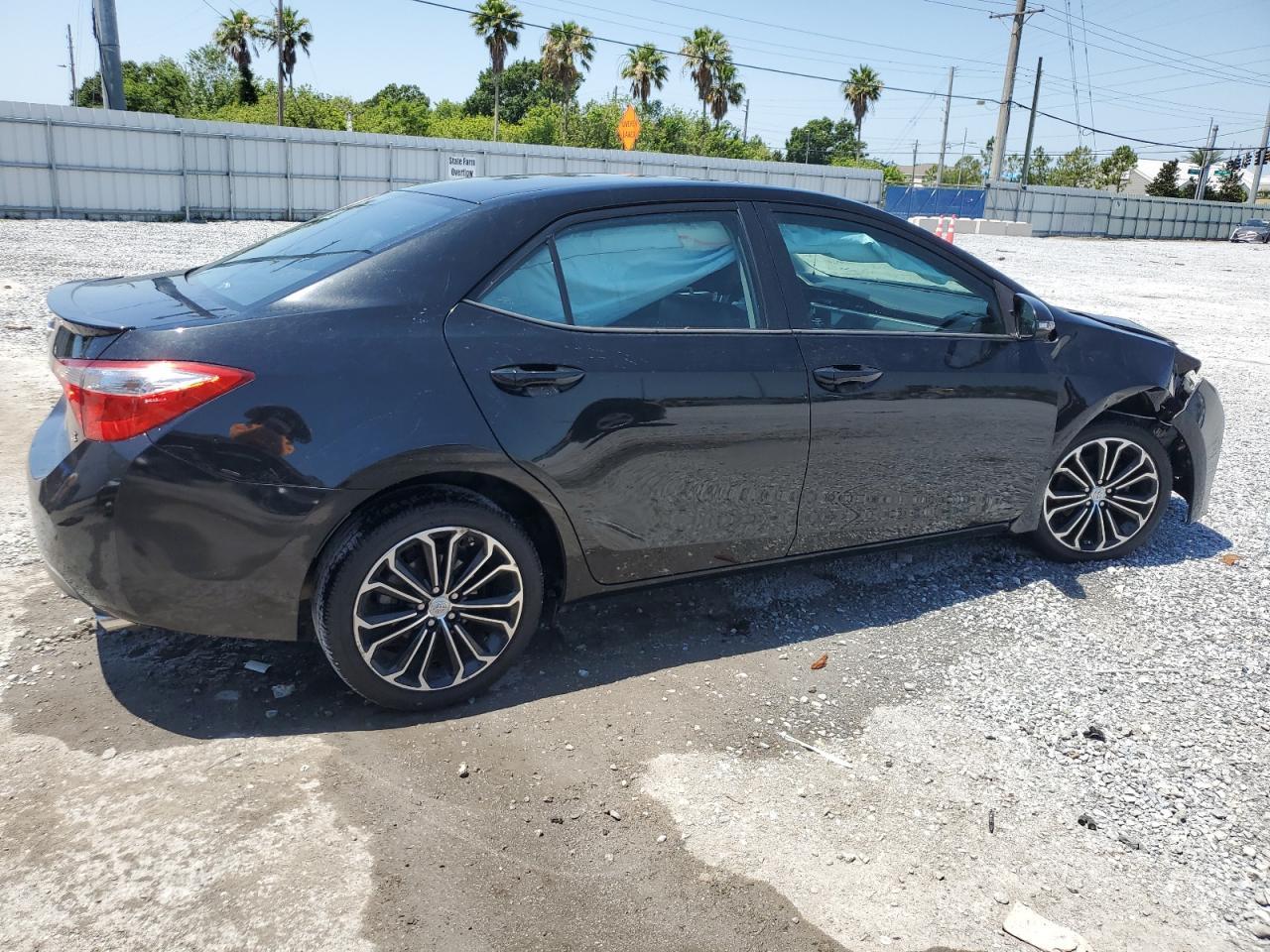 2015 TOYOTA COROLLA