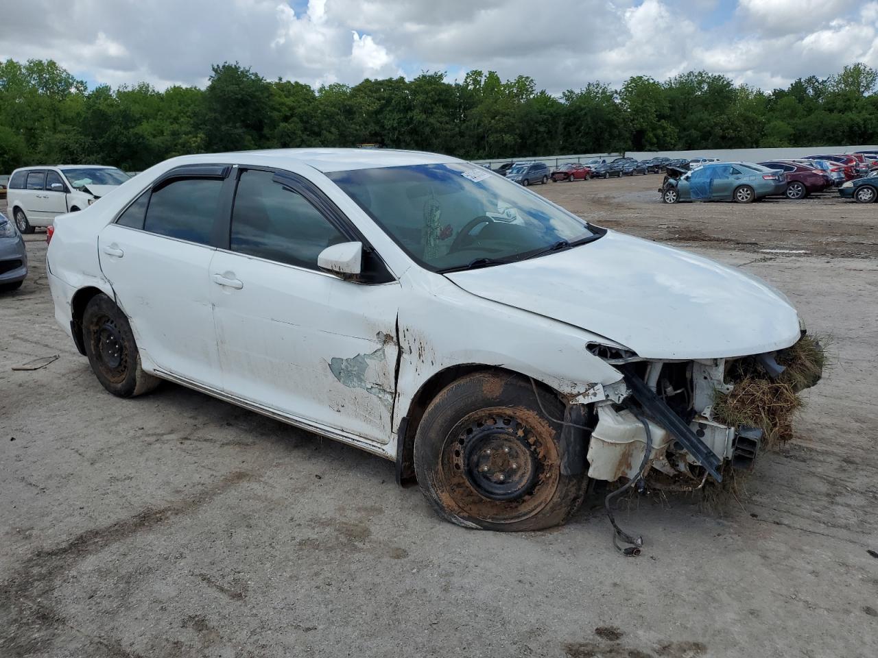 2014 TOYOTA CAMRY