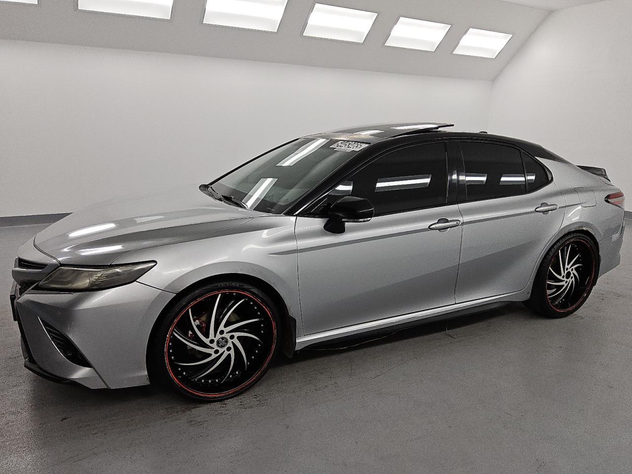 2018 TOYOTA CAMRY