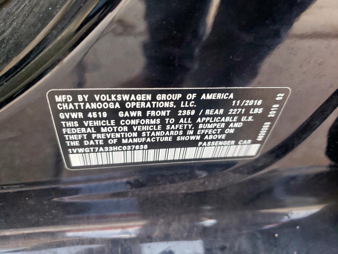 2017 VOLKSWAGEN Passat