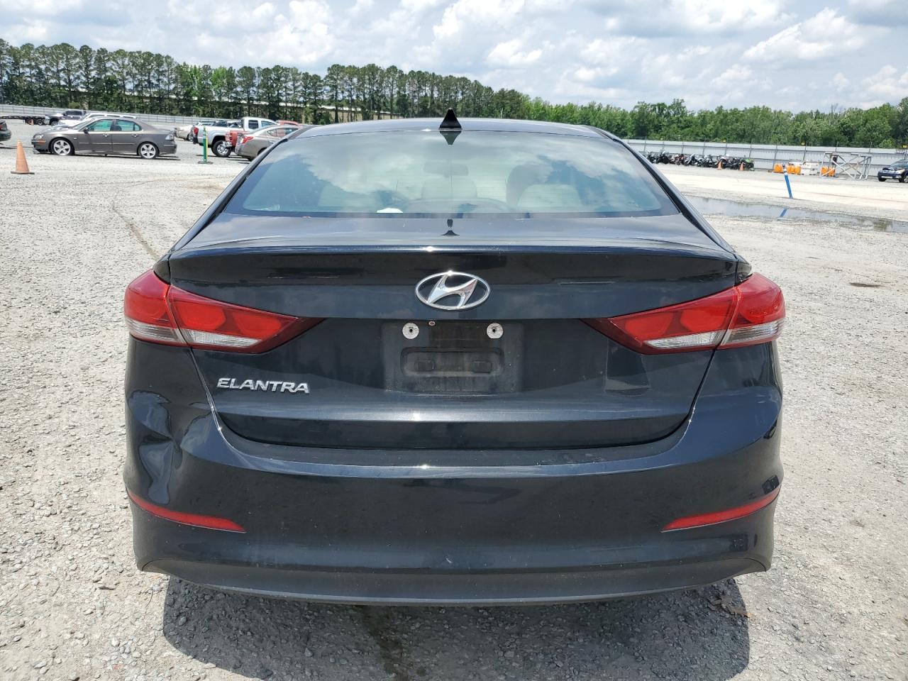 2017 HYUNDAI ELANTRA