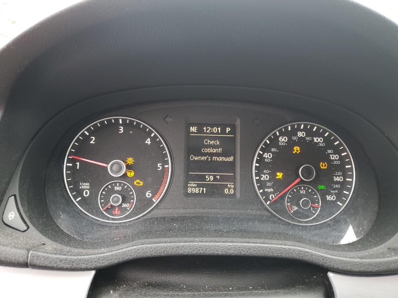 2012 VOLKSWAGEN Passat