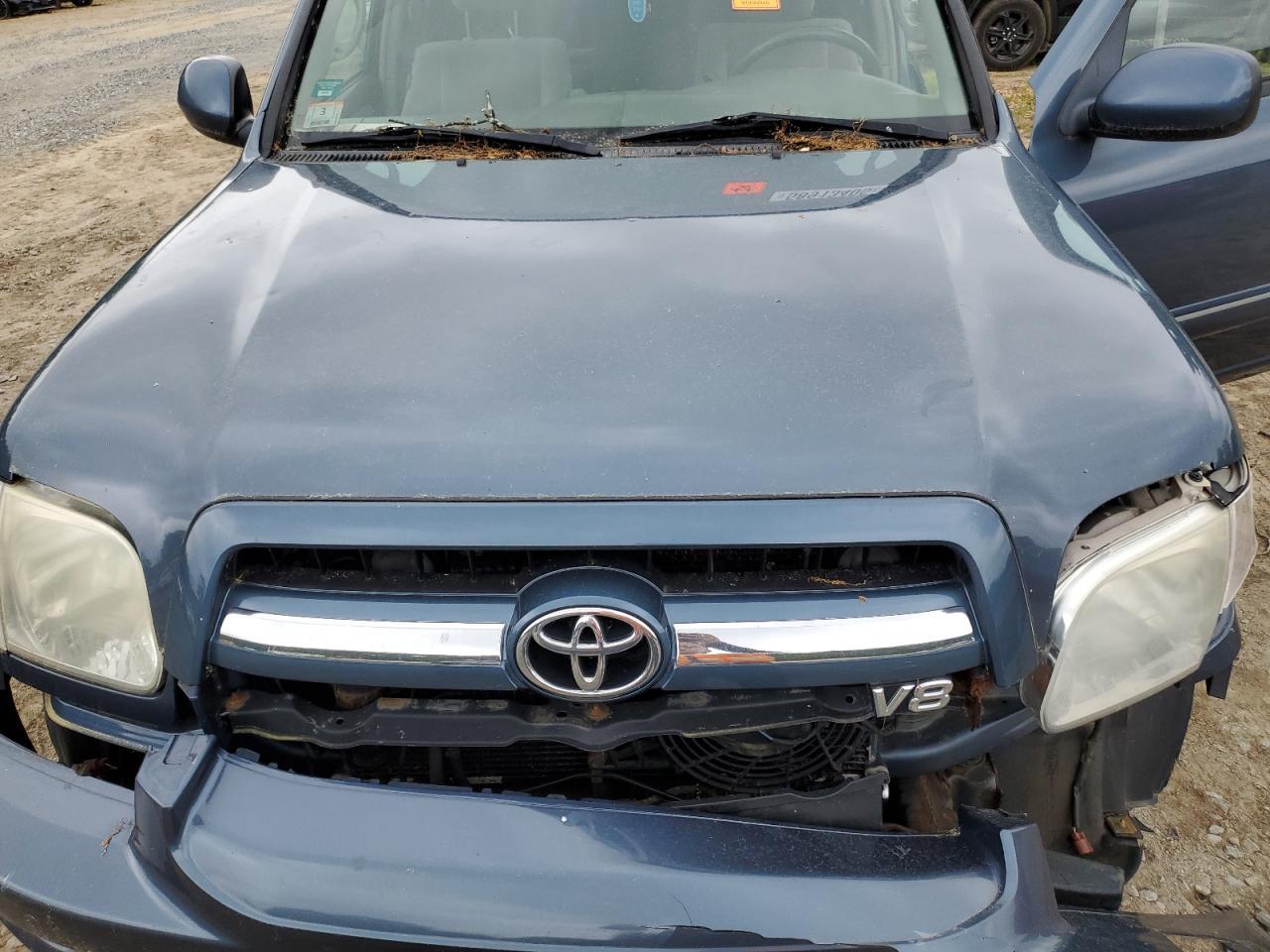 2005 TOYOTA Sequoia