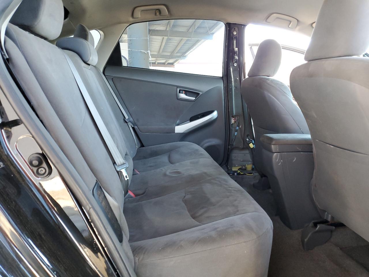 2011 TOYOTA PRIUS