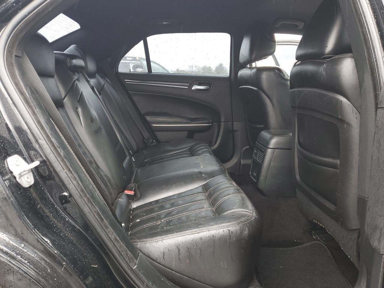2019 CHRYSLER 300