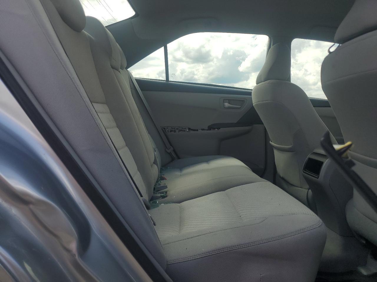 2015 TOYOTA CAMRY