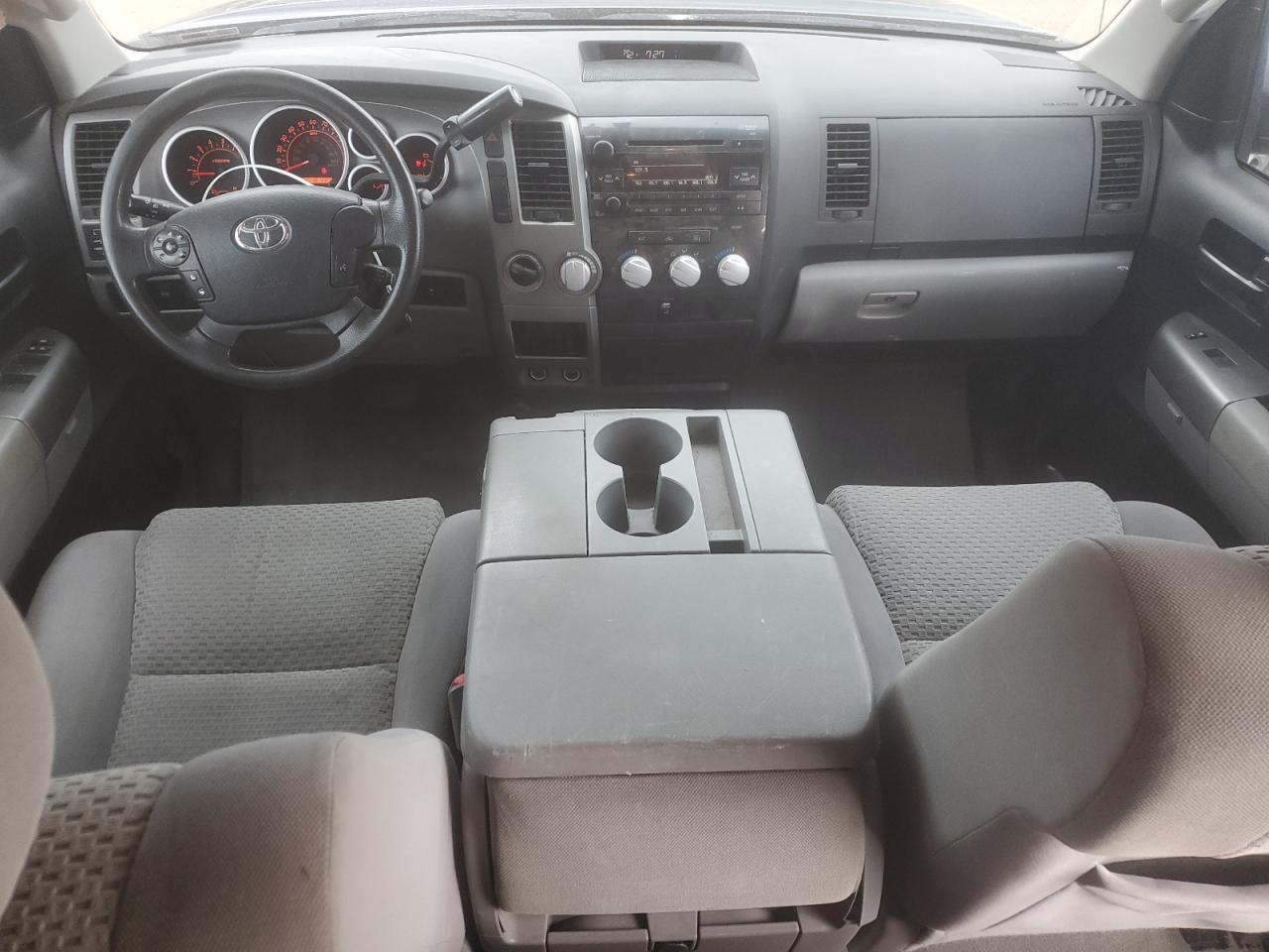 2011 TOYOTA TUNDRA
