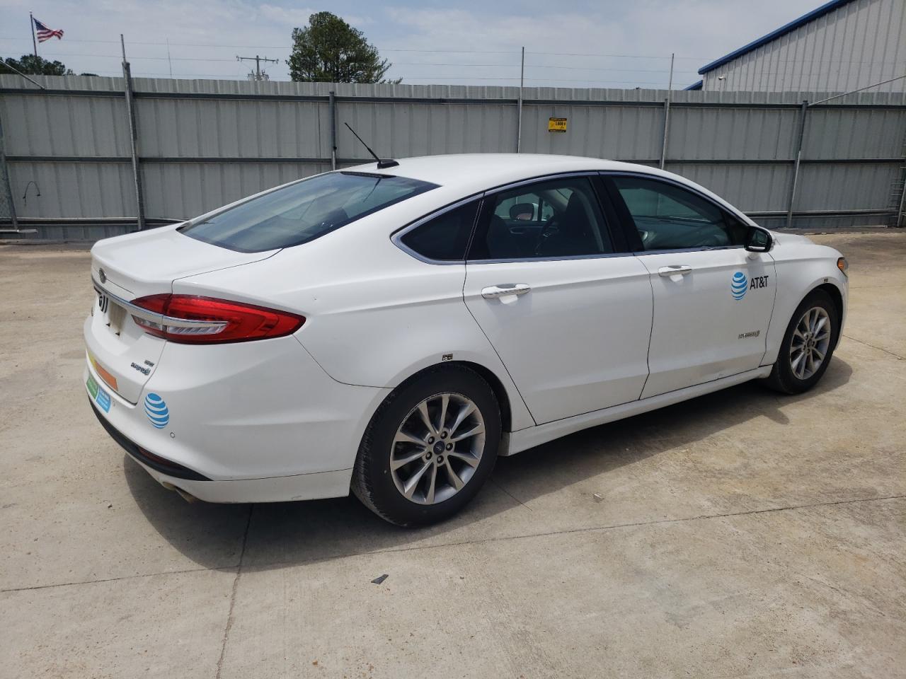 2017 FORD FUSION