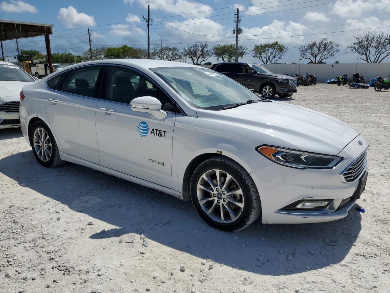 2017 FORD FUSION