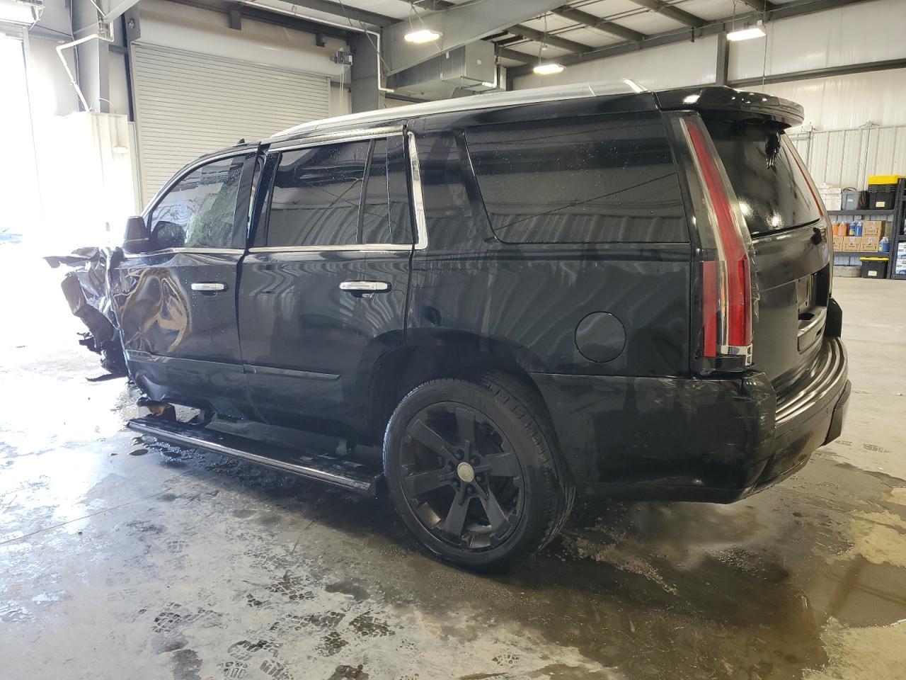 2017 CADILLAC ESCALADE