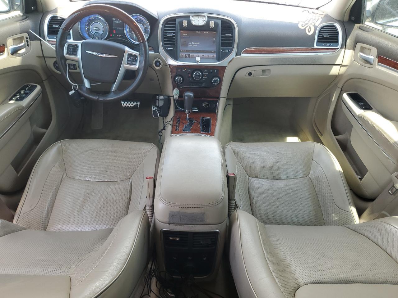 2011 CHRYSLER 300