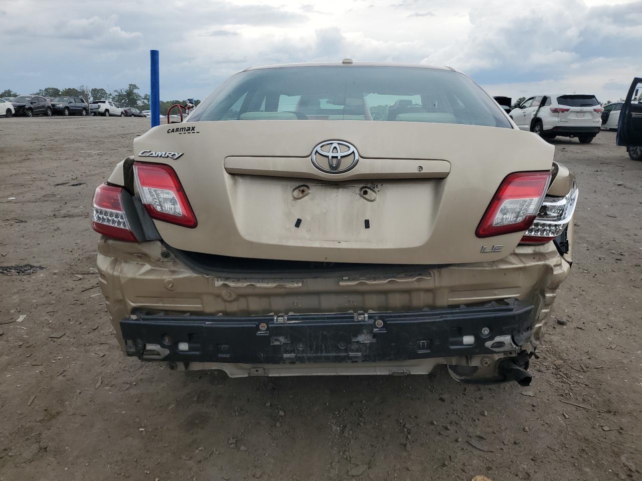 2010 TOYOTA CAMRY