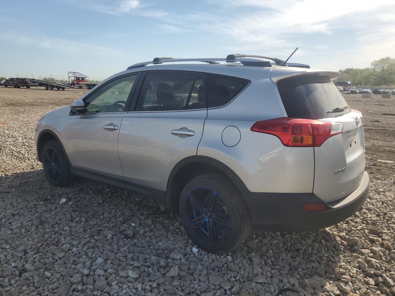 2015 TOYOTA RAV4