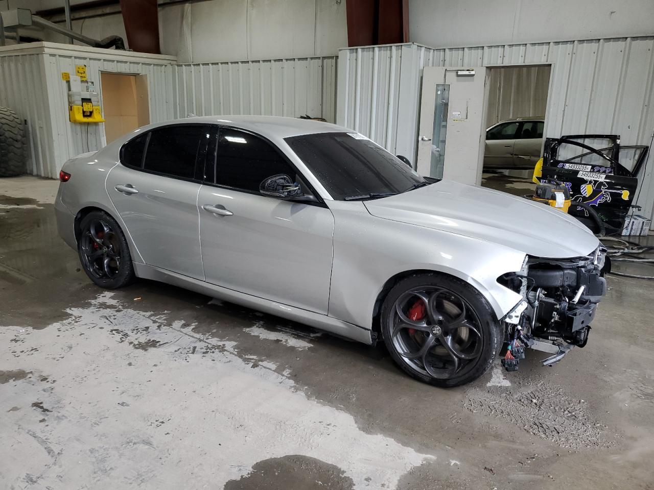 2019 ALFA ROMEO Giulia