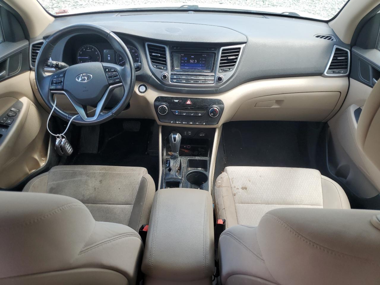 2016 HYUNDAI TUCSON