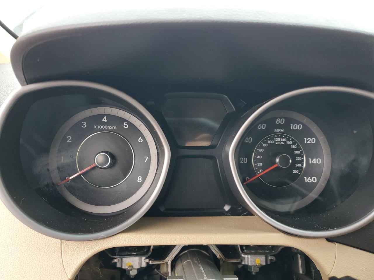 2012 HYUNDAI ELANTRA