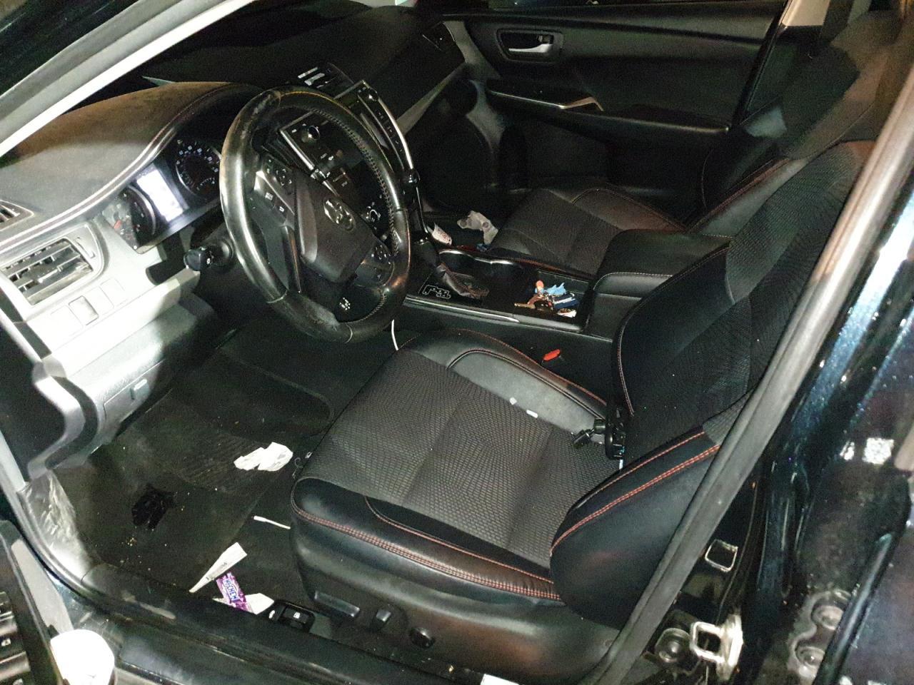 2016 TOYOTA CAMRY