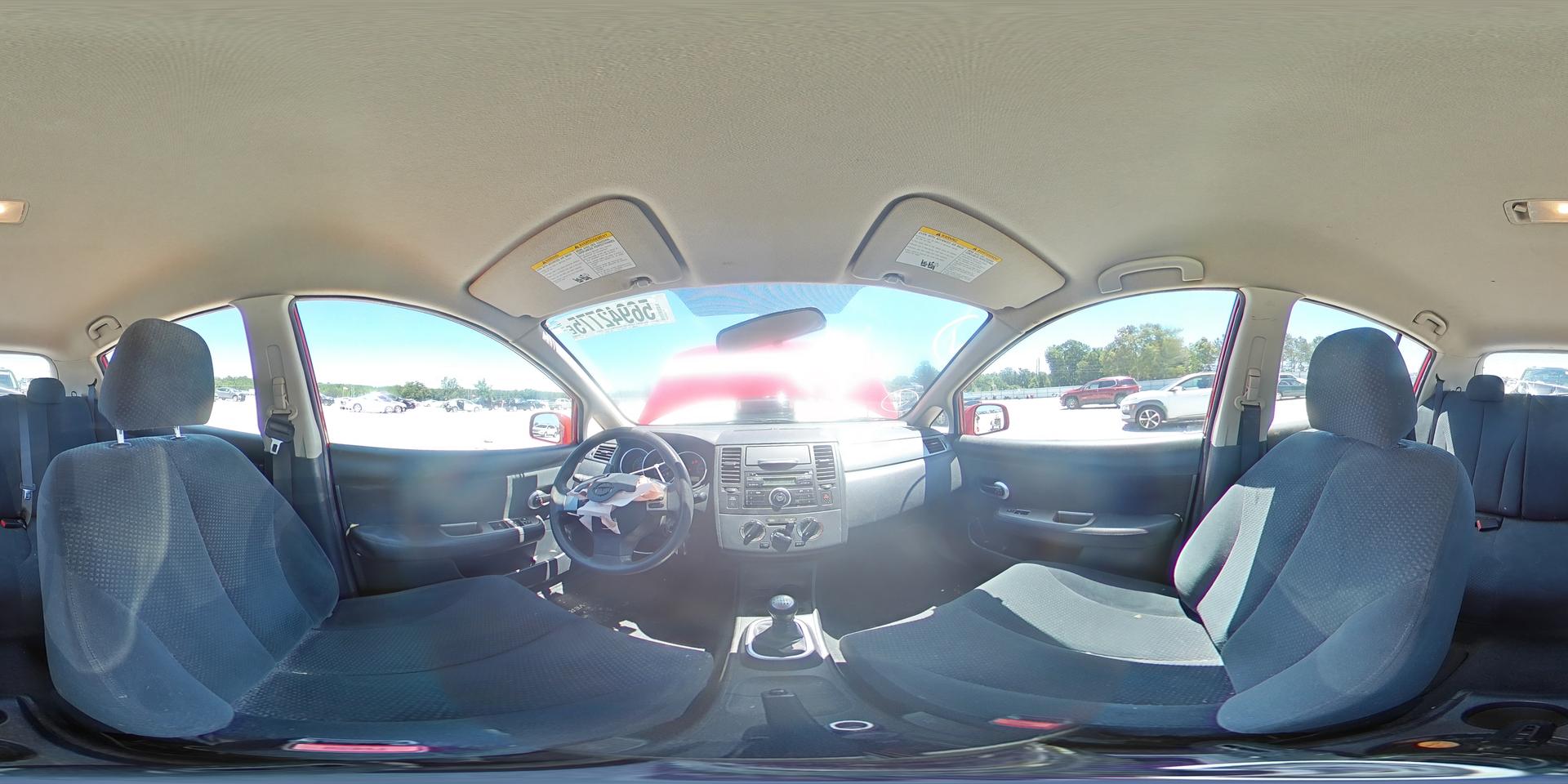 2010 NISSAN VERSA